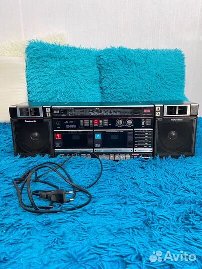 Магнитофон Panasonic