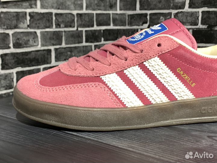 Adidas Gazelle Crimson Женские кроссовки