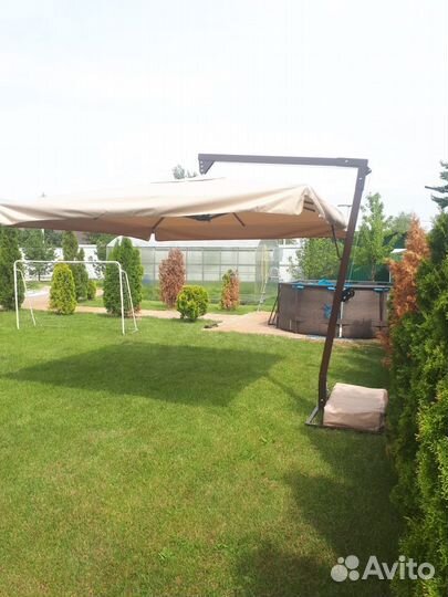 Зонт на боковой опоре 4х171