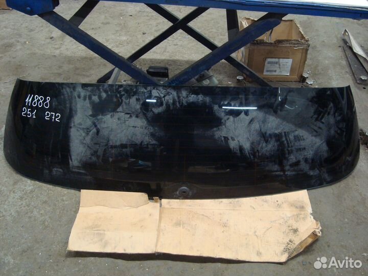 Стекло двери багажника W251 M272 A2517400257