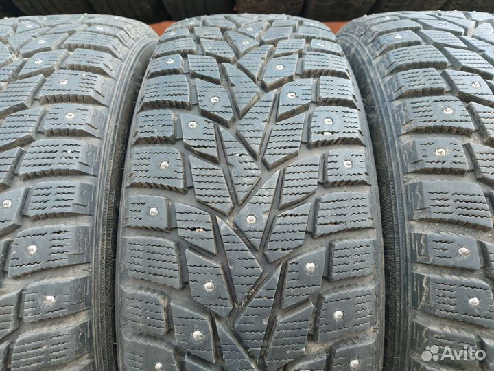 Dunlop SP Winter Ice 02 215/50 R17 95T