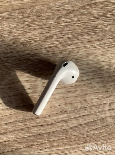 Airpods оригинал правый наушник