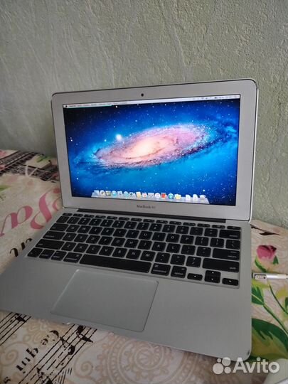 Apple macbook air 11