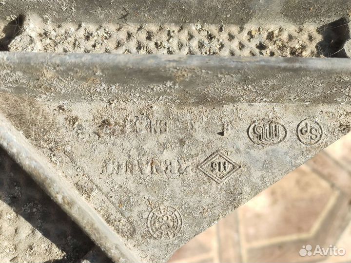 Кронштейн подушки кпп Рено Логан Ларгус