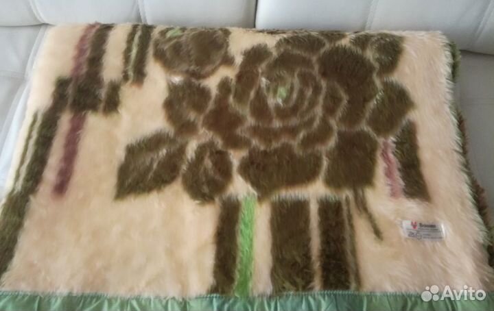 Продам одеяло-плед