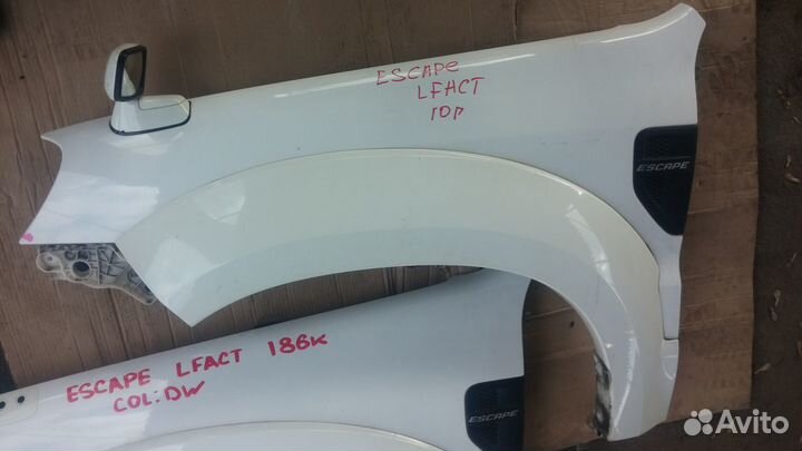 Ford Escape тайванец 2007-09г крыло переднее левое