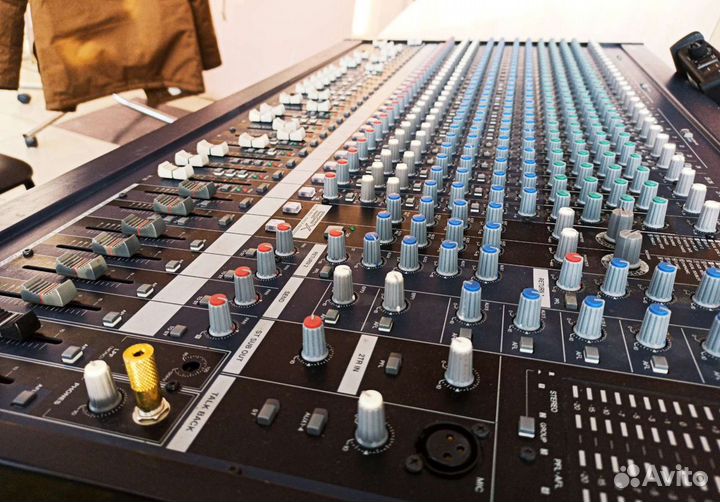 Микшерный пульт yamaha MG32/14FX