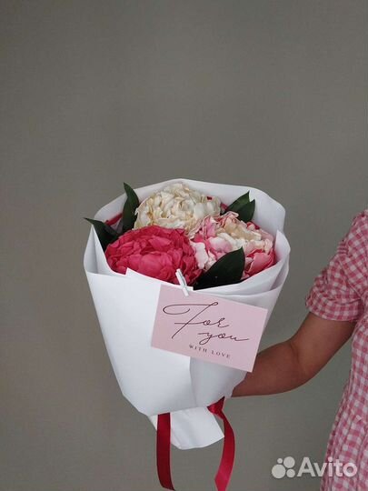 Съедобный букет из шоколадных цветов на 8 марта