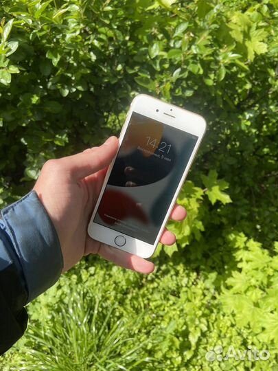 iPhone 6S, 32 ГБ