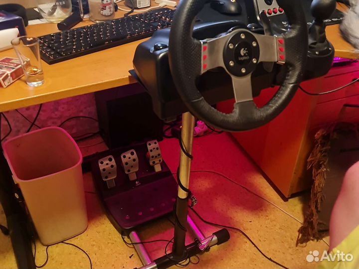 Руль logitech g27 со стойкой