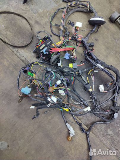 Проводка салона Renault Logan 1