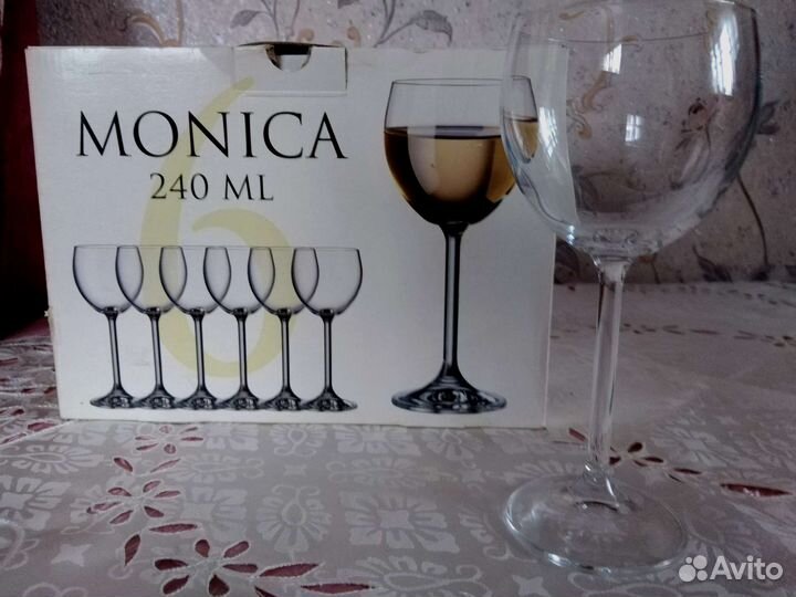 Фужеры, бокалы под шампанское