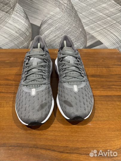 Кроссовки Nike zoom vomero 14 размер 42