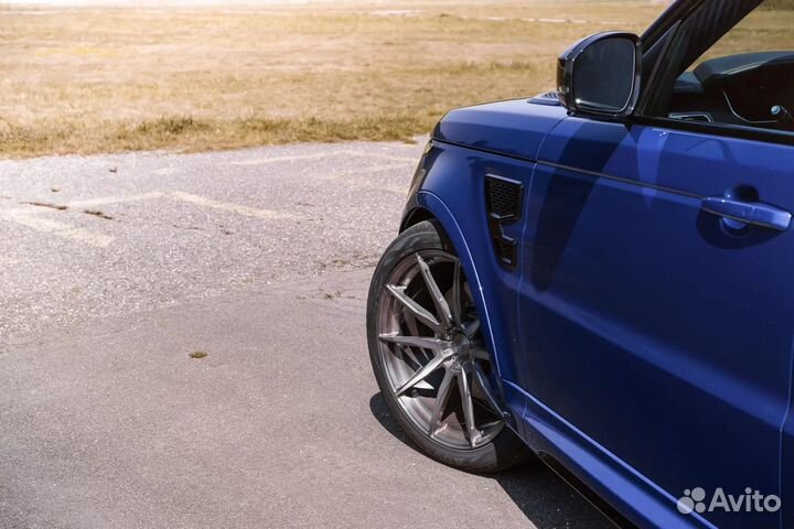 Кованые диски на Range Rover Sport SVR R23x10.5