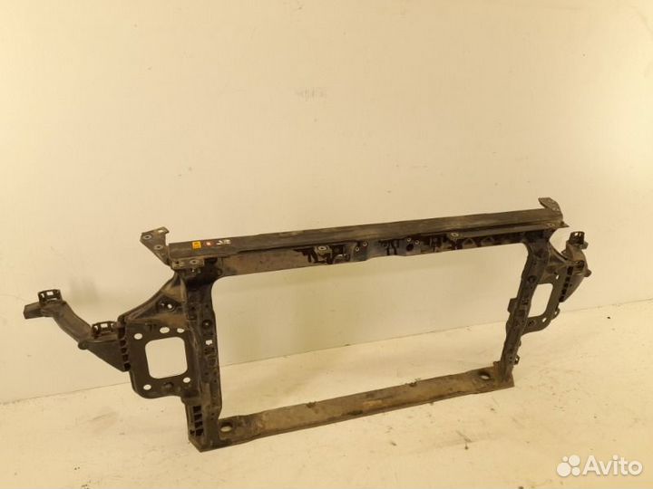 Панель передняя (телевизор) передний Kia Cerato 4