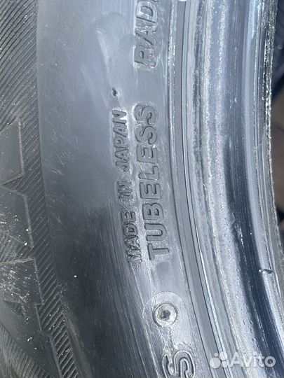 Bridgestone Blizzak VRX 225/55 R17 97S