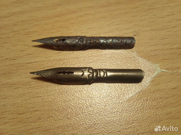 Перья и кнопки СССР