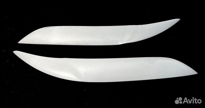 Реснички на фары toyota fielder 2006-12