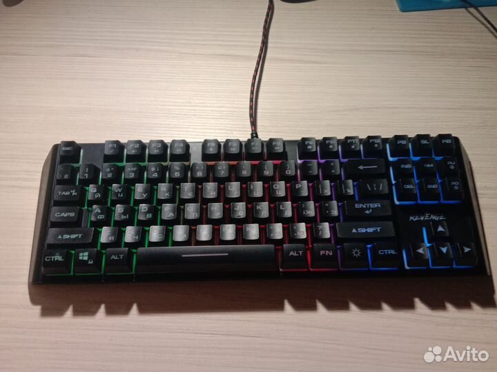 Игровая механическая клавиатура