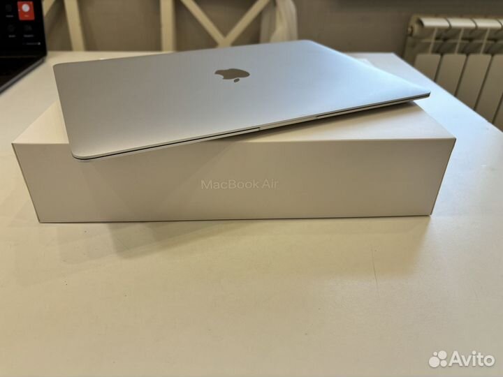 Apple macbook Air 13 M1 8gb 256