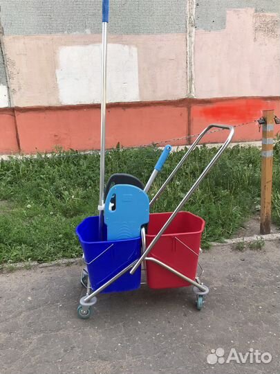 Тележка для уборки двух-ведерная с отжимом