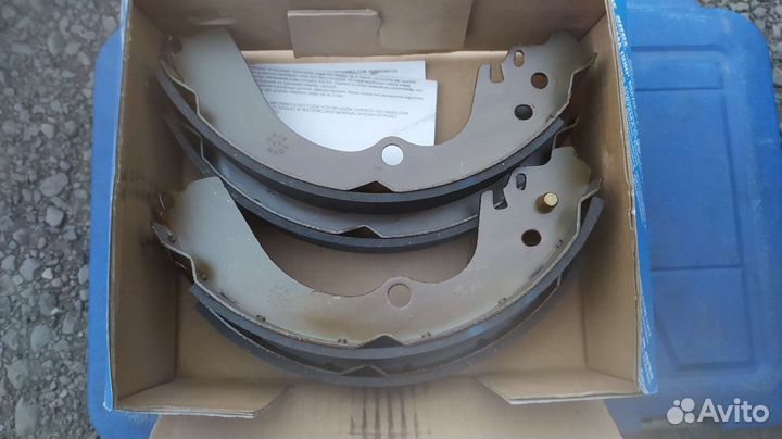 Комплект тормозных колодок Subaru