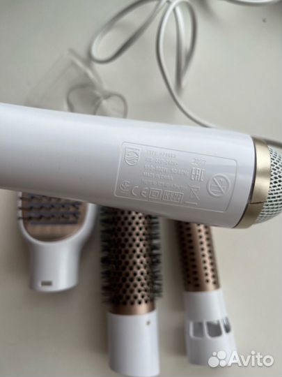 Philips фен-щетка hp8663