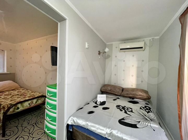 Дом 30 м² на участке 1,5 сот.