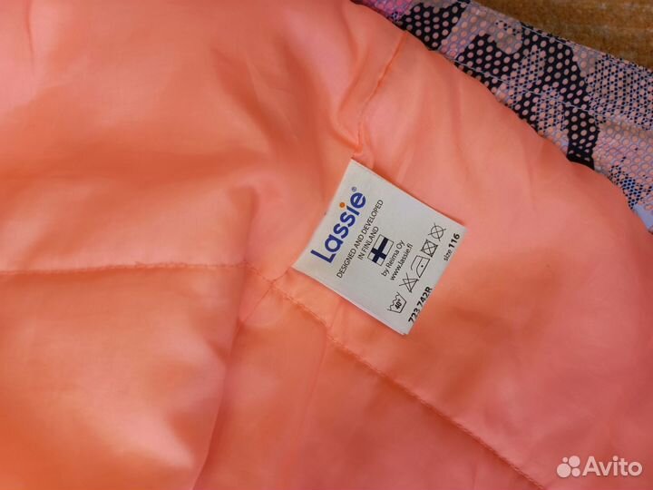 Демисезонный костюм для девочки 116