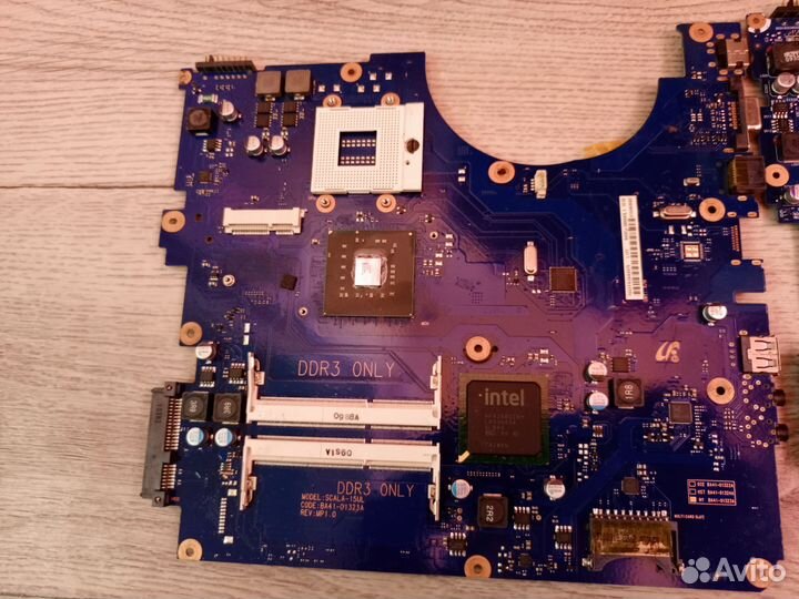 Запчасти для ноутбука Samsung