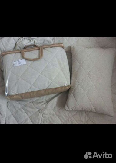 Льняные одеяла и подушки