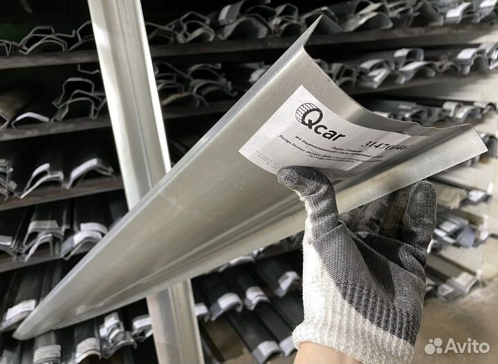 Порог левый Dodge Stratus, Chrysler Sebring, Volga