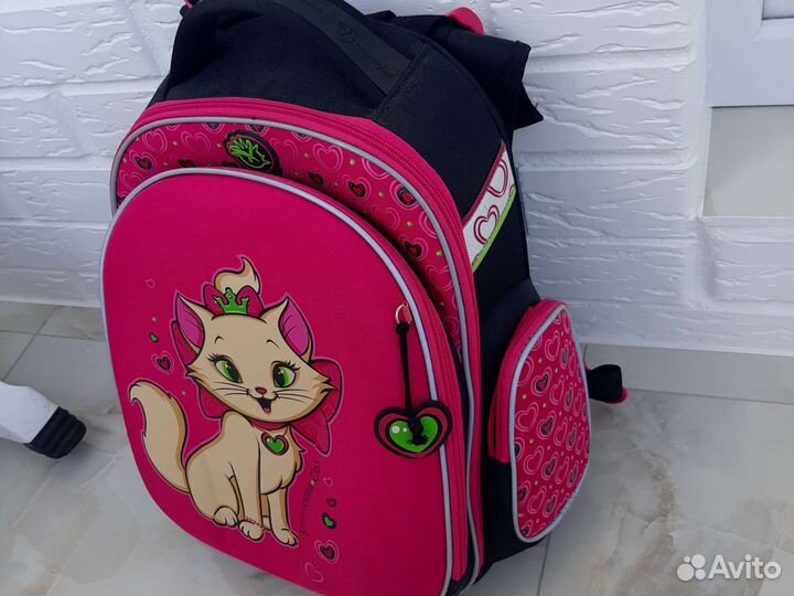 Рюкзак школьный с ортопедическим основанием