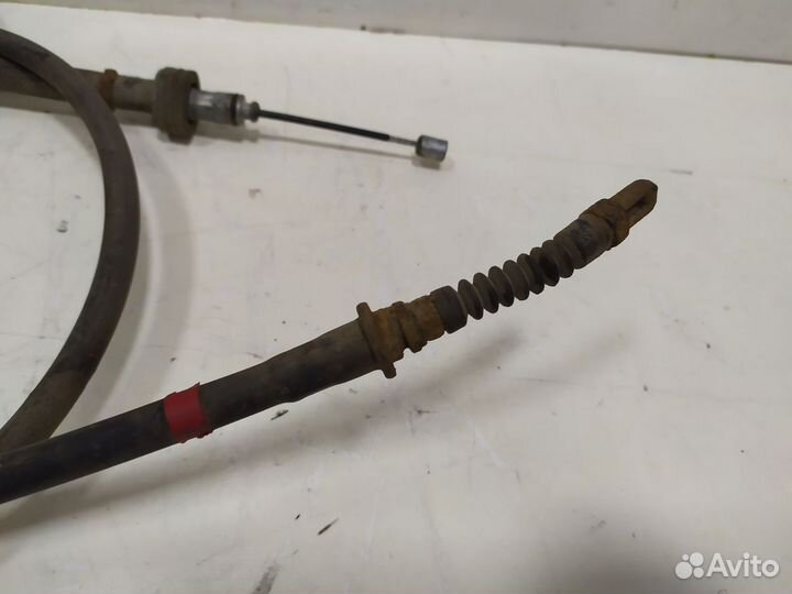 Трос стояночного тормоза правый RIO 2011-2017