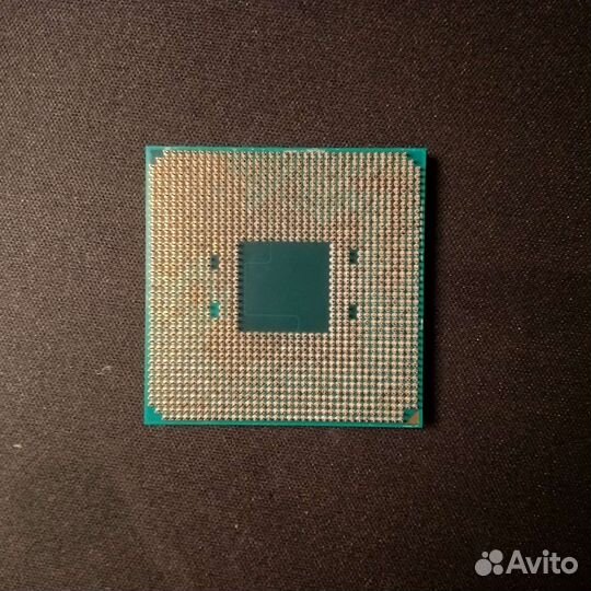 Процессор AMD Ryzen 3 2200g