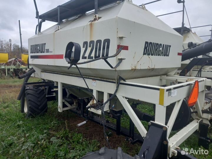 Сеялка Bourgault 8810, 2008