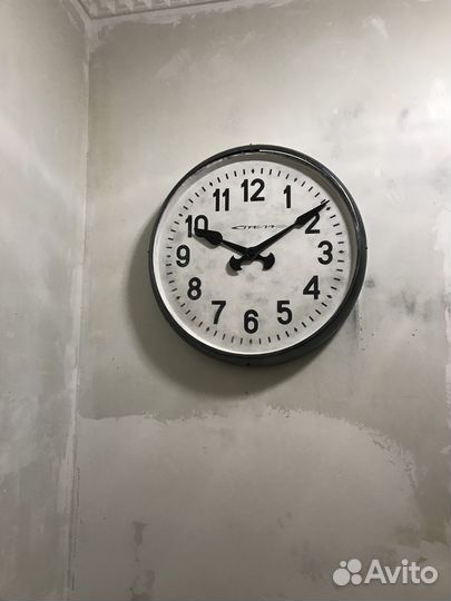 Часы вторичные Стрела 48см