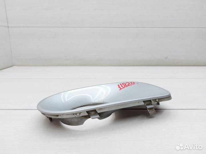 Накладка противотуманной фары передняя правая Bmw