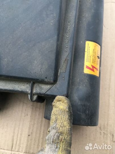 Корпус воздушного фильтра Mercedes m112 v6