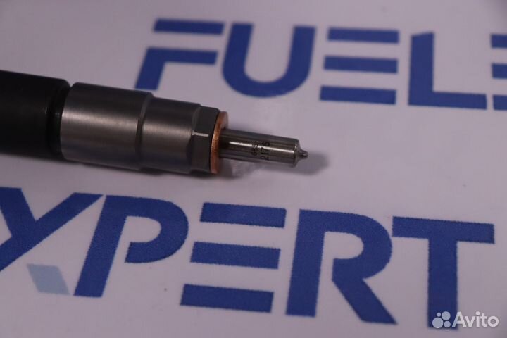 Форсунка топливная 0445110616