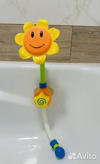 Игрушка для ванной на присосках