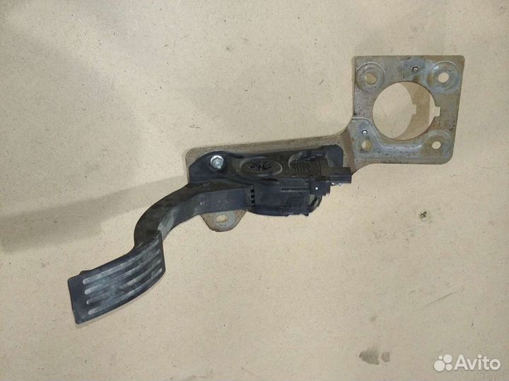 Педаль газа Форд Фокус 3 BV619F836AB