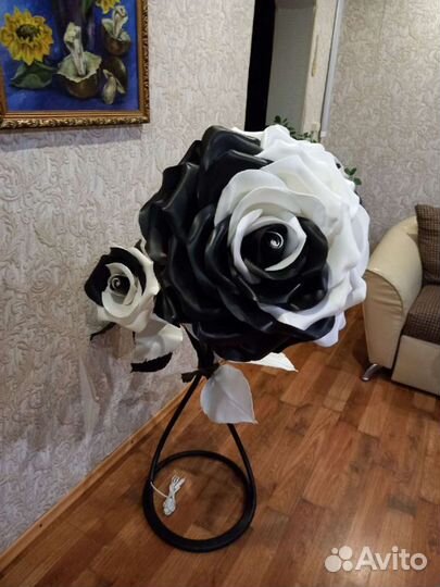 Роза из изолона