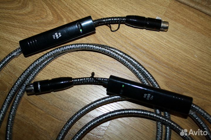 Межблочный кабель AudioQuest Niagara XLR 72V DBS
