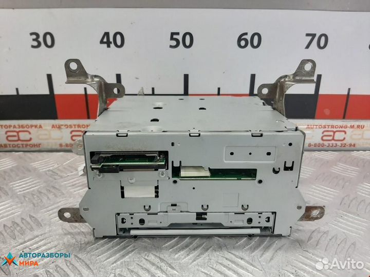 Магнитола Nissan Armada 2007 25915ZQ30B