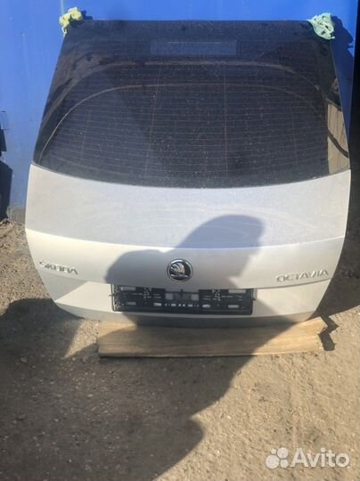 Крышка багажника skoda octavia а7 2017-2020