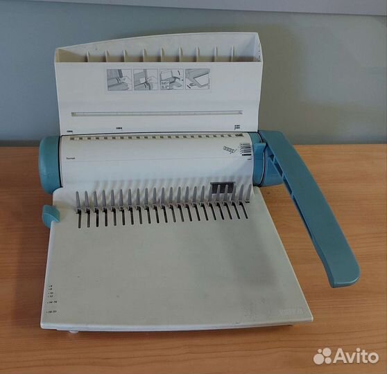 Переплетная машина / Брошюратор Leitz CB600