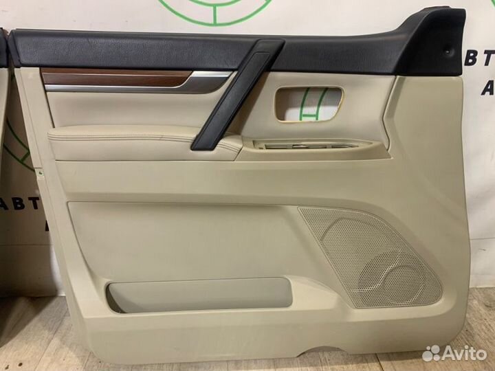 Обшивка двери (карта ) передняя Mitsubishi