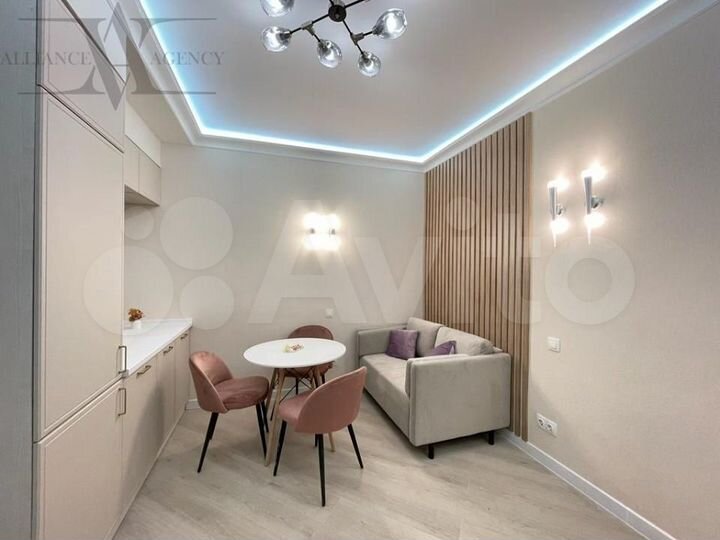 2-к. квартира, 42,1 м², 8/18 эт.