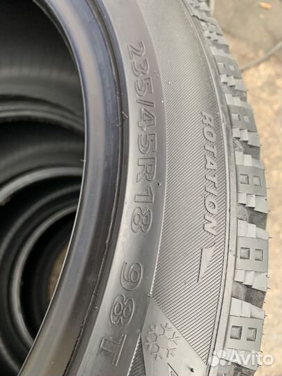 Delinte Winter WD42 235/45 R18 98T